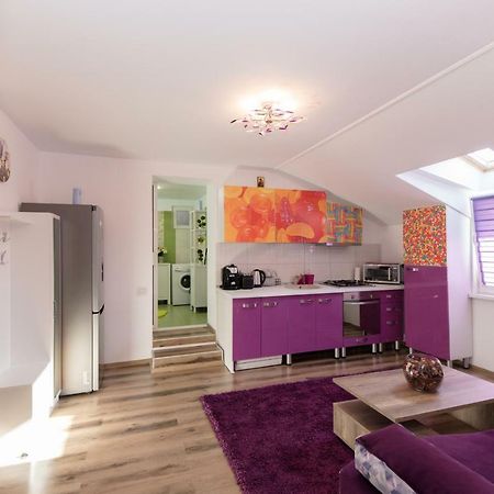 Queen Holiday Apartment Boekarest Buitenkant foto