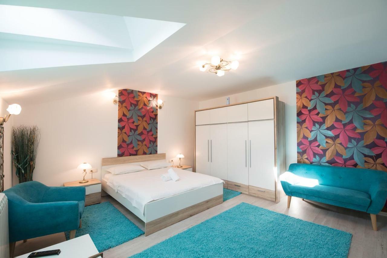Queen Holiday Apartment Boekarest Buitenkant foto